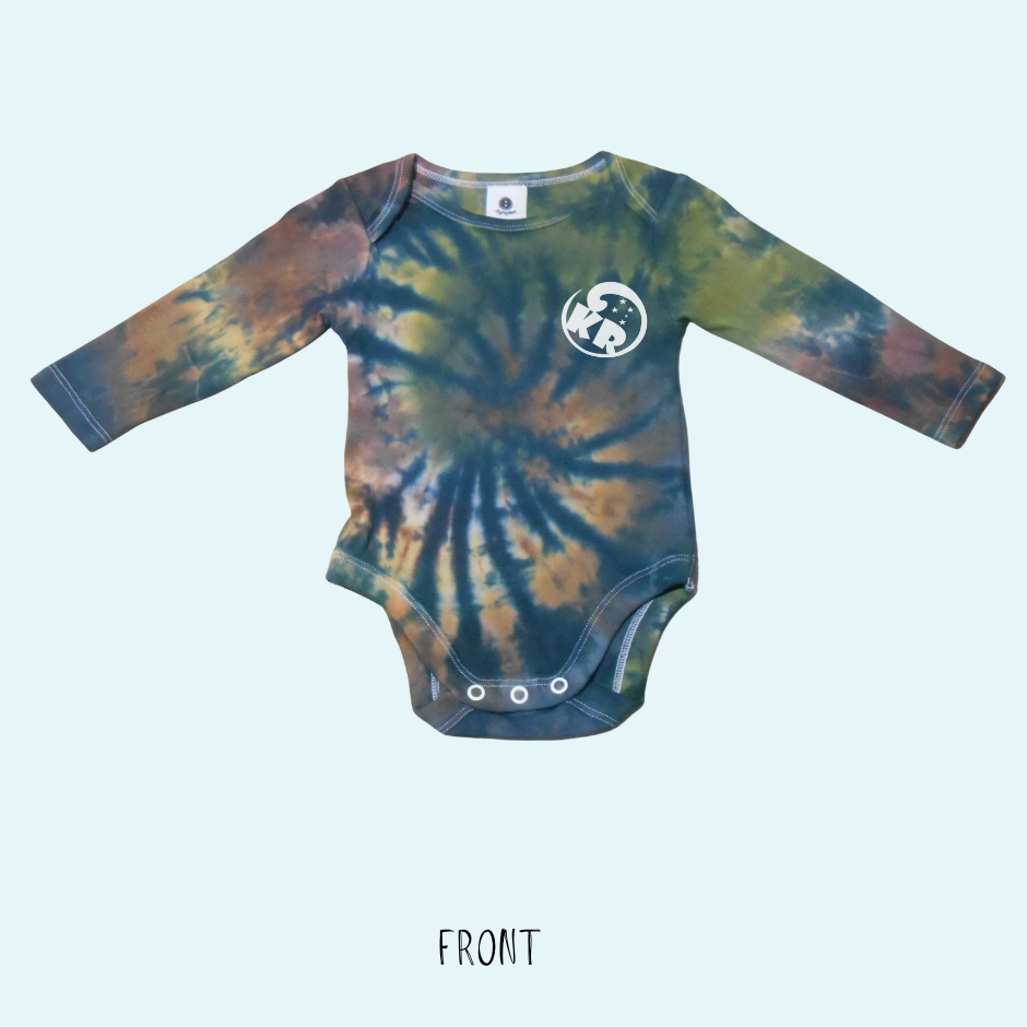 Babys-Size-00-–-Forest-Camo-Spiral-–-Tie-Dyed-Cotton-Bodysuit-–-Design-No-235-FRONT-3642-LS.png